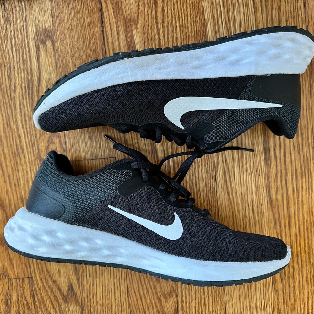 Nike (WMNS) Revolution 6 Next Nature ‘Black White’